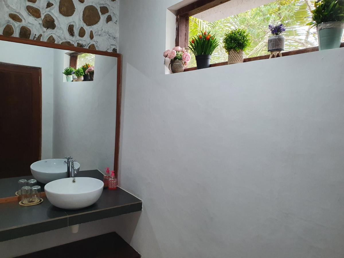 Amban Beach House Manokwari Dış mekan fotoğraf