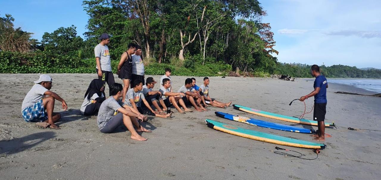 Amban Beach House Manokwari Dış mekan fotoğraf